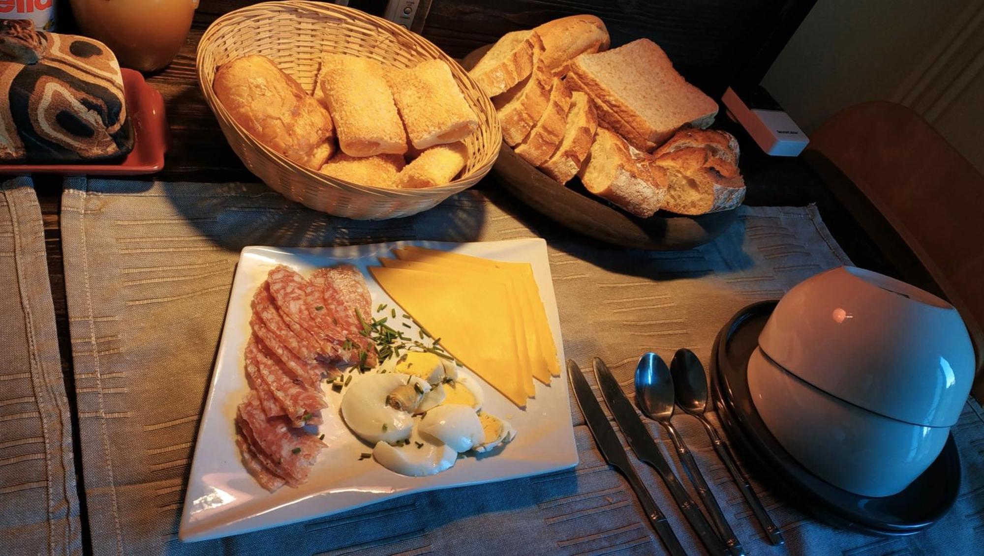 Like Home - Comme Chez Soi - Chambre D'Hote 생로 외부 사진